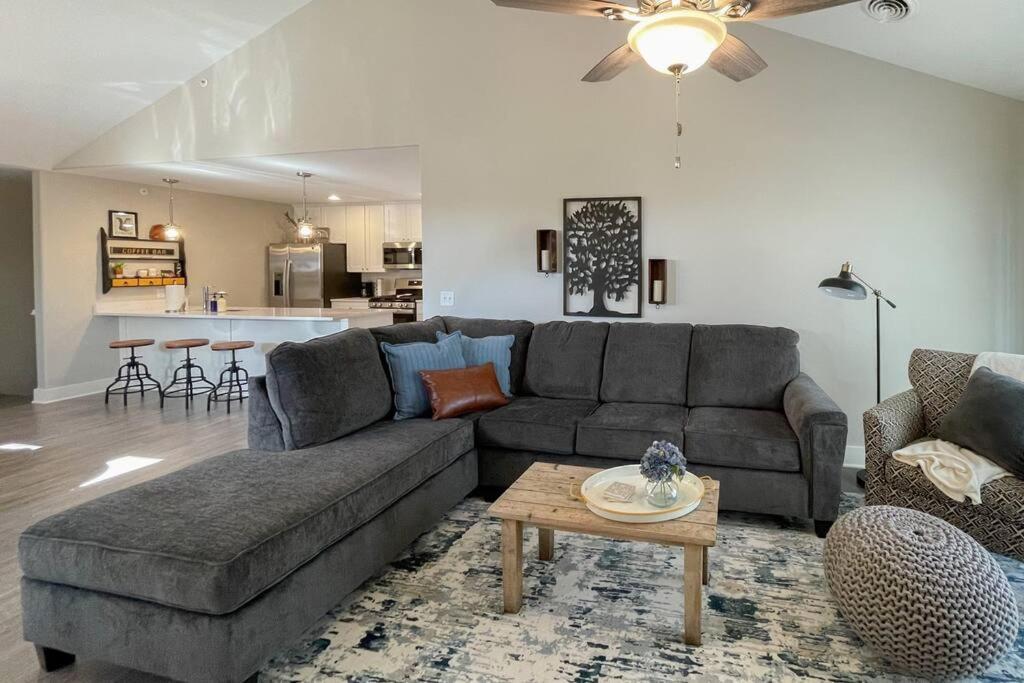 New Beautiful 3 Bedroom Condo In Bettendorf Ngoại thất bức ảnh
