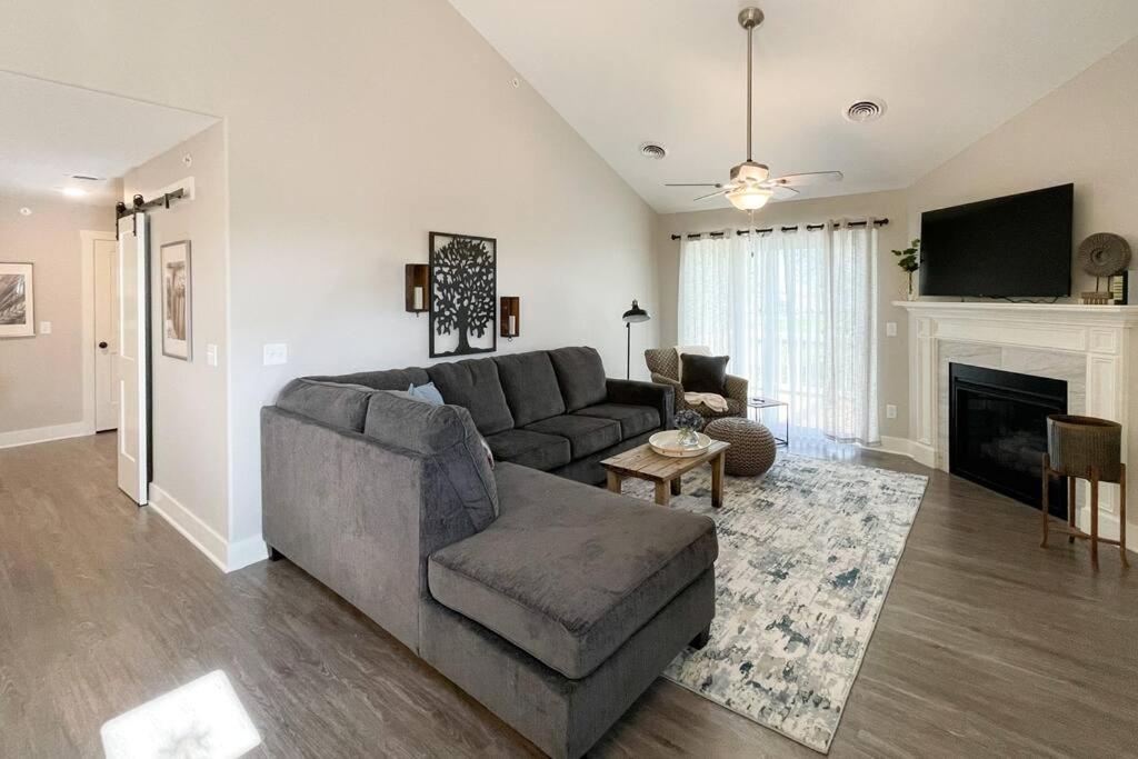 New Beautiful 3 Bedroom Condo In Bettendorf Ngoại thất bức ảnh